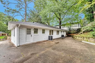 551 Wimbledon Rd, Atlanta, GA 30324 - Photo 2