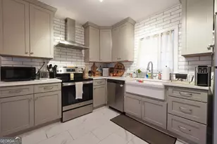 121 Mimosa Dr, Jenkinsburg, GA 30234 - Photo 14