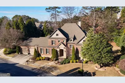 530 Glenmanor Court, Sandy Springs, GA 30328 - Photo 2