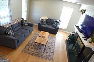 1333 Holliday Dr, Winder, GA 30680 - Photo 8