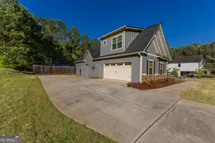 1037 Ashley Glen Dr, Williamson, GA 30292 - Photo 4
