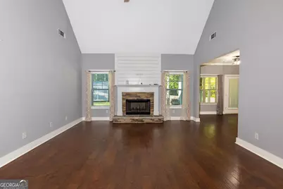 1037 Ashley Glen Drive, Williamson, GA 30292 - Photo 14