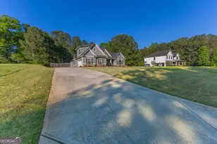 1037 Ashley Glen Dr, Williamson, GA 30292 - Photo 4