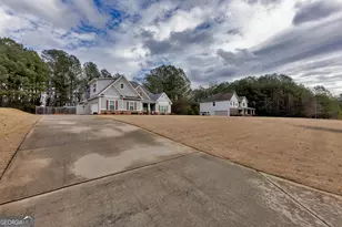 1037 Ashley Glen Dr, Williamson, GA 30292 - Photo 4