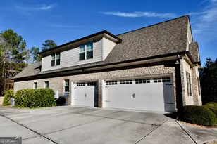 1080 Oak Ridge Ct, Bishop, GA 30621 - Photo 2
