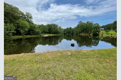 637 Lakeview Drive, Newborn, GA 30056 - Photo 6