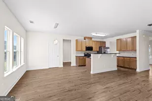 2545 Olney Falls Dr, Braselton, GA 30517 - Photo 10