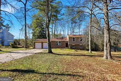 3579 Bramblevine Circle, Lithonia, GA 30038 - Photo 2