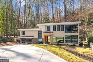 3626 N Stratford, Atlanta, GA 30342 - Photo 2