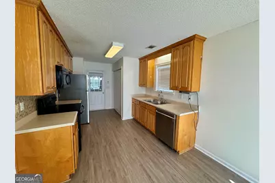 505 Dorothy Court, Warner Robins, GA 31088 - Photo 4