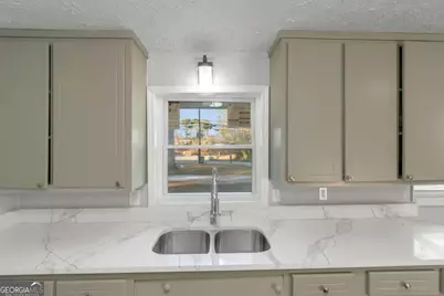 1829 Joy Lake Road, Morrow, GA 30260 - Photo 12