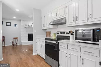 650 Oakdale Road, Canton, GA 30114 - Photo 12