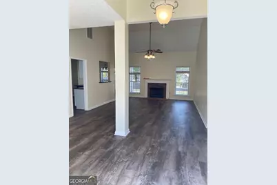 321 Baldwin Court, Newnan, GA 30263 - Photo 4