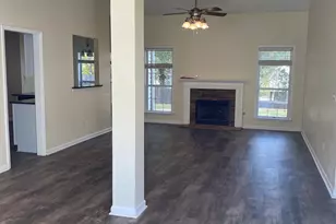 321 Baldwin Ct, Newnan, GA 30263 - Photo 4