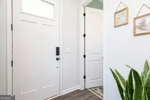 4365 Buttonwood Ln, Lilburn, GA 30047 - Photo 10