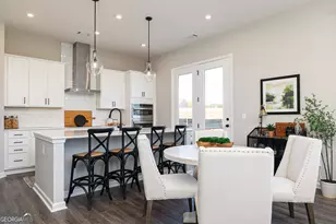 4365 Buttonwood Ln, Lilburn, GA 30047 - Photo 2