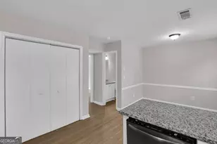 3033 Parkside Ct, Snellville, GA 30078 - Photo 8