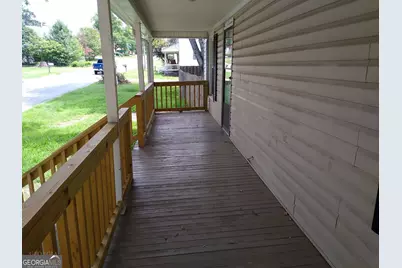 225 S Webb Street, Hartwell, GA 30643 - Photo 2