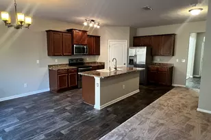 214 Brooklet Cir, Saint Marys, GA 31558 - Photo 2