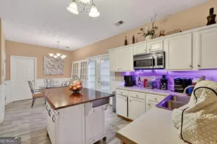 1062 Crown Landing Pkwy, McDonough, GA 30252 - Photo 8