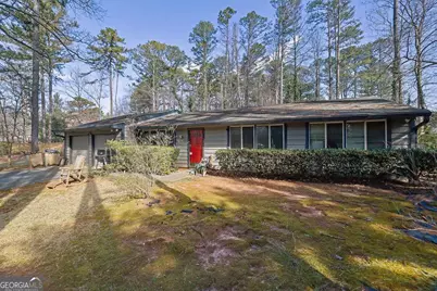 4766 N Landing Place, Marietta, GA 30066 - Photo 4