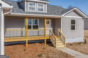 613 Cypress Dr, Mount Airy, GA 30563 - Photo 12