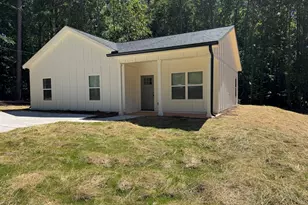 825 Mercer Dr, Elberton, GA 30635 - Photo 1