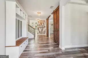 17 Lake Sydney Dr, Dawsonville, GA 30534 - Photo 4