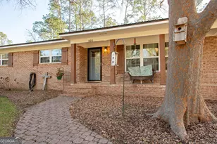 222 Edgewood Dr, Blackshear, GA 31516 - Photo 4