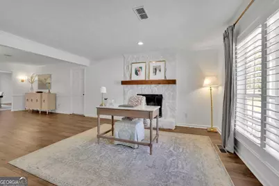 675 Barrington Way, Roswell, GA 30076 - Photo 4