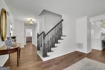 675 Barrington Way, Roswell, GA 30076 - Photo 2
