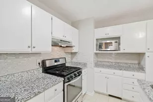 1064 Creatwood Circle SW, Smyrna, GA 30080 - Photo 22