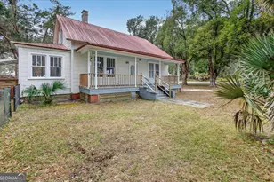 1401 Wayne, Darien, GA 31305 - Photo 1
