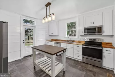 1401 Wayne, Darien, GA 31305 - Photo 18