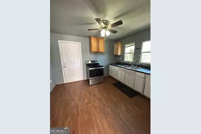 390 Charlotte Boulevard, Stockbridge, GA 30281 - Photo 2