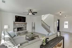 1324 Honeysuckle Ln, Hoschton, GA 30548 - Photo 12