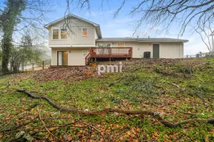 667 Rae Dr, Lawrenceville, GA 30044 - Photo 14