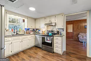 2665 Club Forest Dr, Conyers, GA 30013 - Photo 6