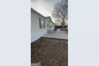 121 Thompson Street #-, Fitzgerald, GA 31750 - Photo 2