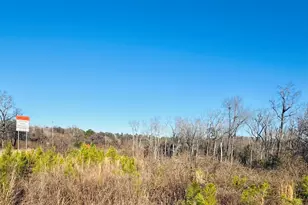 2013 Moody Rd, Warner Robins, GA 31088 - Photo 1