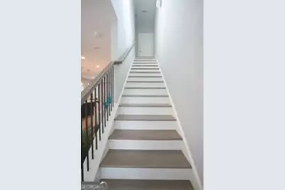 1754 Sanford Drive, Atlanta, GA 30318 - Photo 10