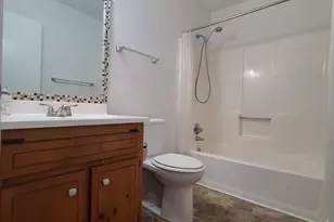 4402 E Brandon Dr NE, Marietta, GA 30066 - Photo 18