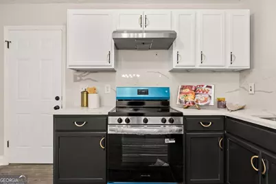 8185 Englewood Trail, Riverdale, GA 30274 - Photo 16