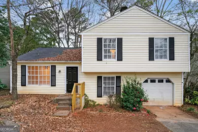4616 Garden Hills Drive, Stone Mountain, GA 30083 - Photo 2