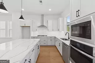 783 Auguste Ave, Scottdale, GA 30079 - Photo 8