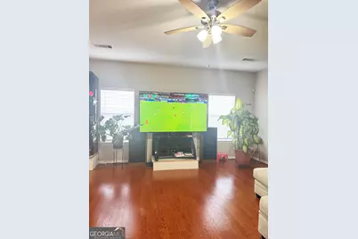 8604 Regent St, Jonesboro, GA 30238 - Photo 2