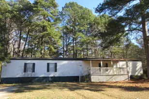 269 Lakeview Dr, Locust Grove, GA 30248 - Photo 1