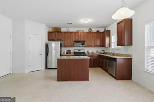 802 Rock Hill Pkwy, Lithia Springs, GA 30122 - Photo 16