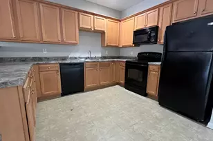 8570 Oakley Cir, Union City, GA 30291 - Photo 6