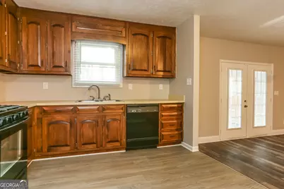 4178 S Martin Way, Lithia Springs, GA 30122 - Photo 4